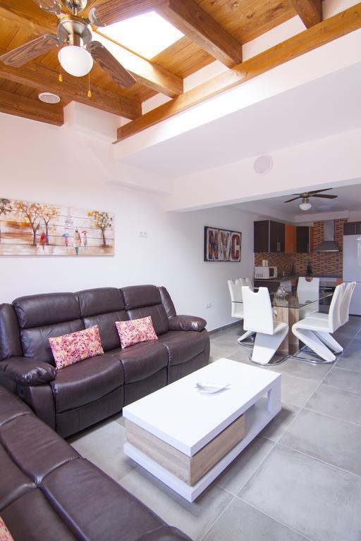 Anju Villas Los Delfines Bravo'S Apartments Corralejo Ngoại thất bức ảnh